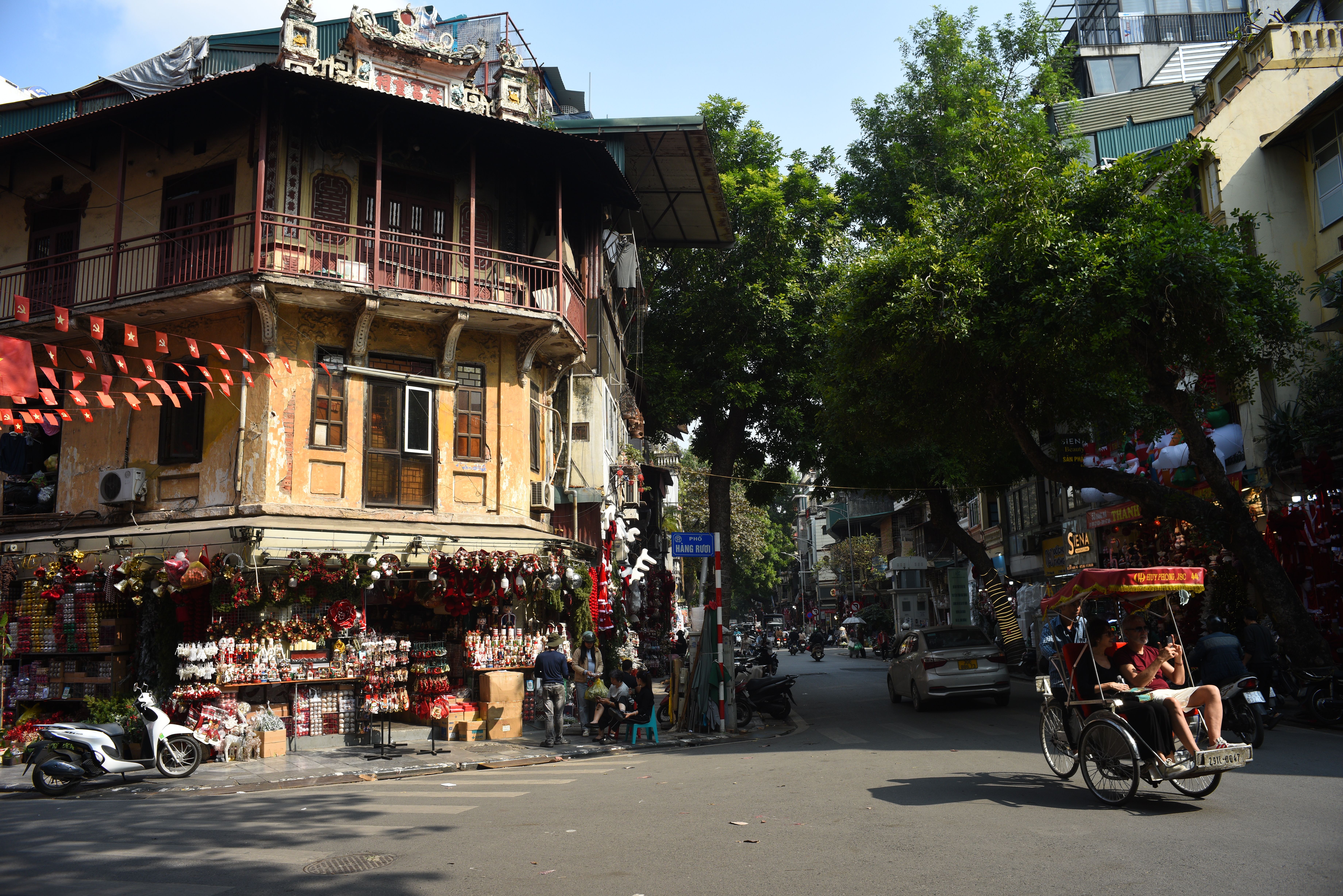 Hanoi Old Quarter private car pickup